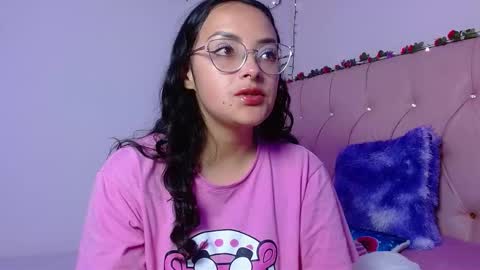 Manu  online show from 3, 12, 2025