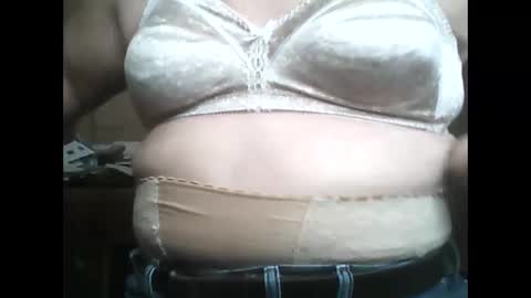 manwithboobs online show from 4, 1, 2025