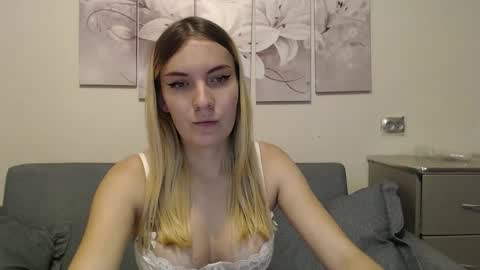 Snapshot of manyamania chatting on 16, 10, 2025 Prosto Maria online show from 16, 10, 2025