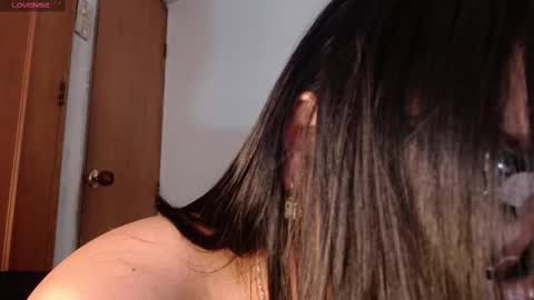 maraa_lee online show from 7, 3, 2025