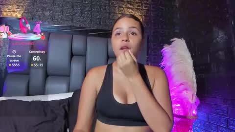 Snapshot of maraa_rivera chatting on 26, 10, 2025 maraa_rivera online show from 26, 10, 2025