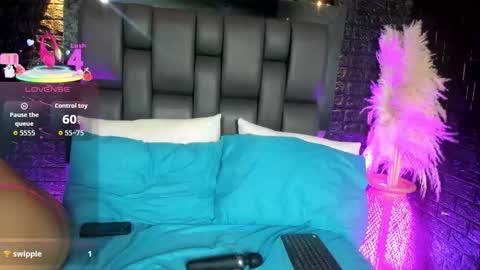 Snapshot of maraa_rivera chatting on 8, 11, 2025 maraa_rivera online show from 8, 11, 2025