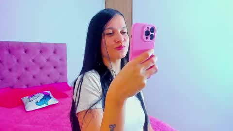 Mara hanson  online show from 26, 10, 2025