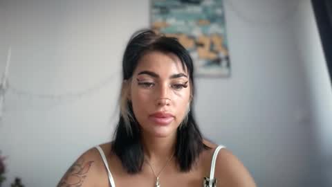 Marakuia online show from 21, 10, 2025