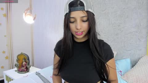 Maraluna online show from 28, 12, 2024