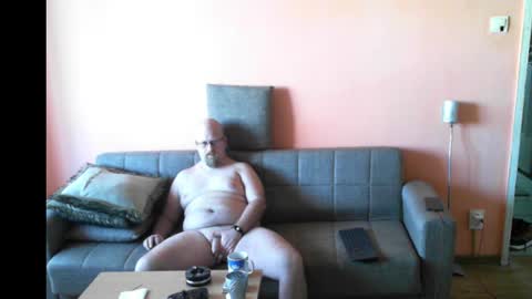 Snapshot of maraoles2 chatting on 4, 1, 2025 Maraoles online show from 4, 1, 2025