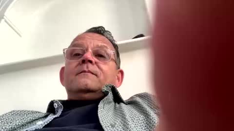marc280384 online show from 23, 2, 2025