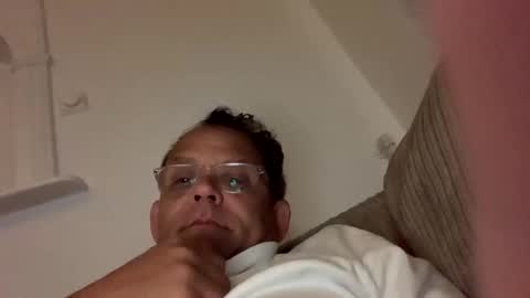 marc280384 online show from 23, 9, 2025