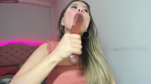 Snapshot of marcela_56 chatting on 25, 9, 2025 marcela_56 online show from 25, 9, 2025