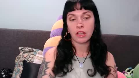 MarcelineAltaria online show from 12, 11, 2025