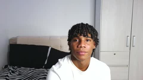 Snapshot of marcelo_dosantos77 chatting on 17, 10, 2025 MARCELO online show from 17, 10, 2025