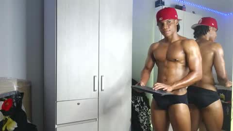 Snapshot of marcelo_dosantos77 chatting on 25, 10, 2025 MARCELO online show from 25, 10, 2025