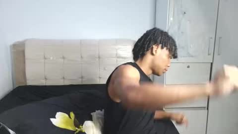 Snapshot of marcelo_dosantos77 chatting on 11, 11, 2025 MARCELO online show from 11, 11, 2025