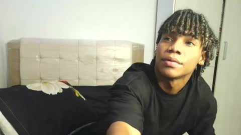 Snapshot of marcelo_dosantos77 chatting on 20, 11, 2025 MARCELO online show from 20, 11, 2025