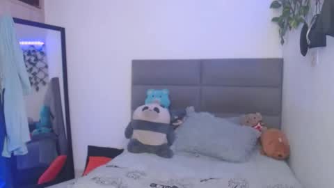 Snapshot of marcelo_m1lk chatting on 13, 10, 2025 marcelo_m1lk online show from 13, 10, 2025