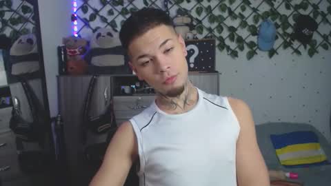 Snapshot of marcelo_m1lk chatting on 5, 11, 2025 marcelo_m1lk online show from 5, 11, 2025