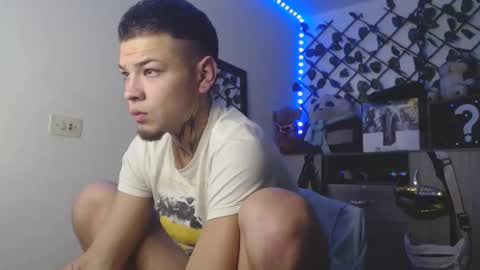 Snapshot of marcelo_m1lk chatting on 7, 11, 2025 marcelo_m1lk online show from 7, 11, 2025