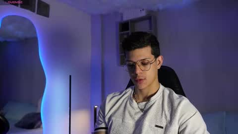 Snapshot of marcosullivan_ chatting on 19, 2, 2026 Marco Sullivan online show from 19, 2, 2026