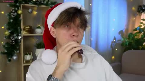 Snapshot of marcus_euphoria chatting on 20, 12, 2025 Marcus online show from 20, 12, 2025