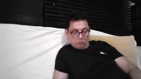 Snapshot of marcuskelvin chatting on 7, 10, 2025 Marcus online show from 7, 10, 2025