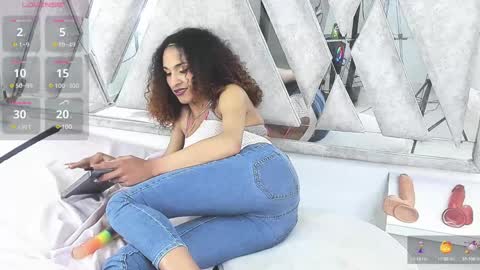 Snapshot of marfilastrom chatting on 17, 12, 2024 marfilastrom online show from 17, 12, 2024