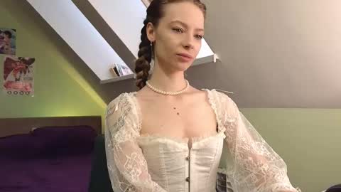  - Alisa online show from 16, 10, 2025