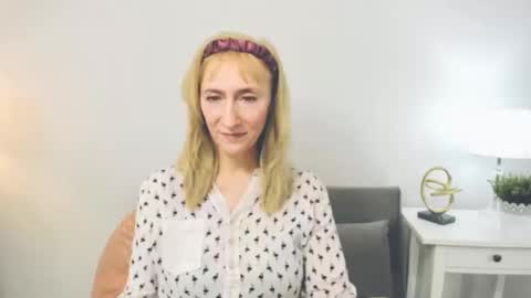 margaretmature online show from 16, 2, 2025