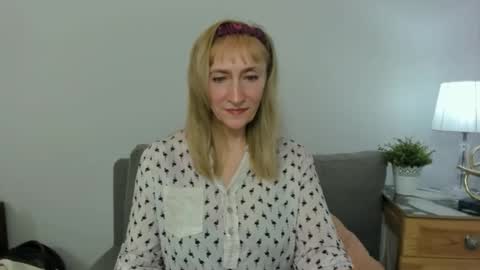 margaretmature online show from 25, 2, 2025