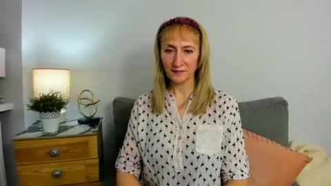 margaretmature online show from 4, 3, 2025