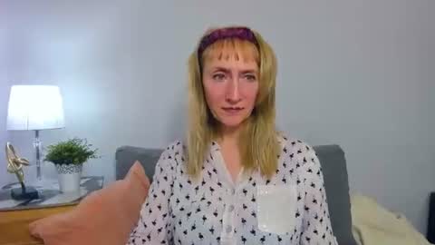 margaretmature online show from 10, 3, 2025
