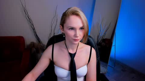 Sara  online show from 3, 12, 2024