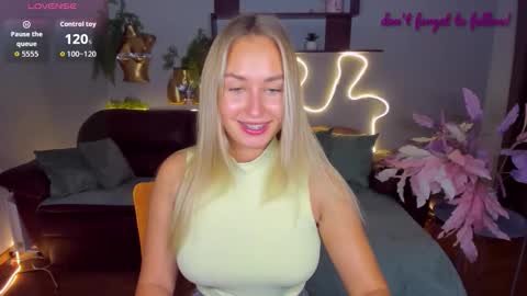 Snapshot of margosugar chatting on 25, 10, 2025 MargoSugar online show from 25, 10, 2025