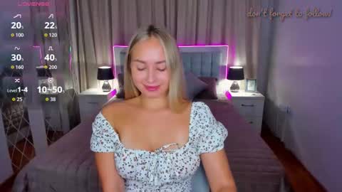 Snapshot of margosugar chatting on 12, 11, 2025 MargoSugar online show from 12, 11, 2025