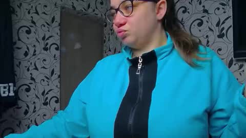 Snapshot of margosweet777 chatting on 17, 11, 2025 margosweet777 online show from 17, 11, 2025