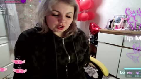 Mari online show from 10, 3, 2025