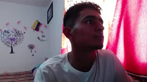 Snapshot of maria_and_angel17 chatting on 19, 1, 2025 Mara and ngel online show from 19, 1, 2025