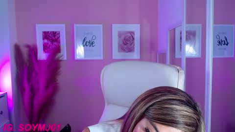  Instagram soymj01 online show from 20, 12, 2024