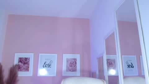  Instagram soymj01 online show from 13, 1, 2025