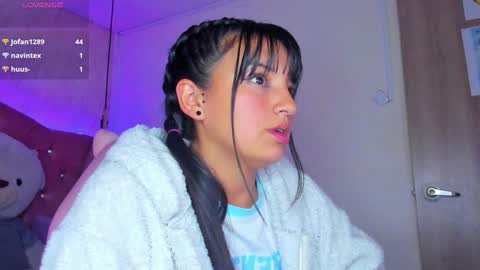 Snapshot of mariam__cute chatting on 2, 2, 2025 online show from 2, 2, 2025