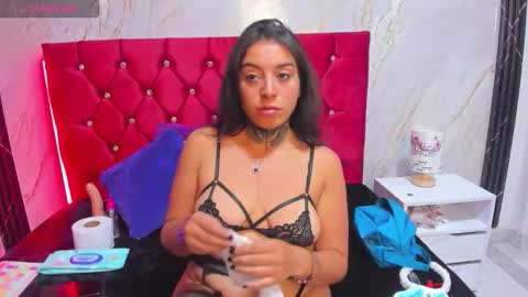 mariam_schubert online show from 19, 10, 2025