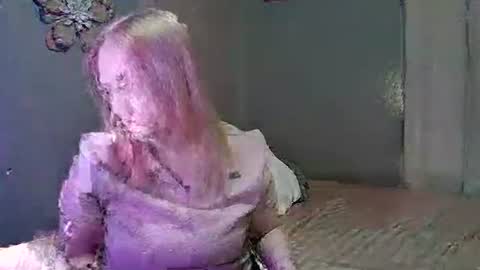 Snapshot of mariamaybe24 chatting on 24, 2, 2025 Mariah online show from 24, 2, 2025