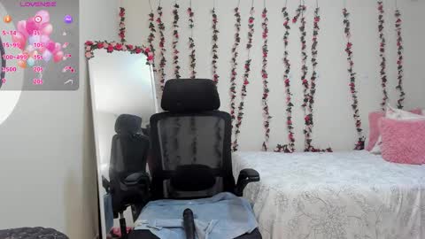   Mariam Castiblanco online show from 24, 11, 2025