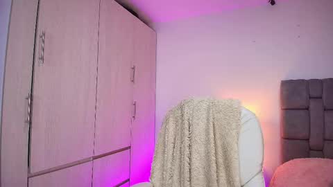 Snapshot of mariana_gomez01 chatting on 13, 2, 2025 Mariana Gomez online show from 13, 2, 2025