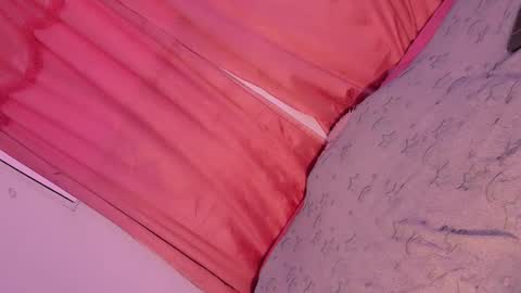 Snapshot of mariana_ofc chatting on 13, 11, 2025 Mariana online show from 13, 11, 2025