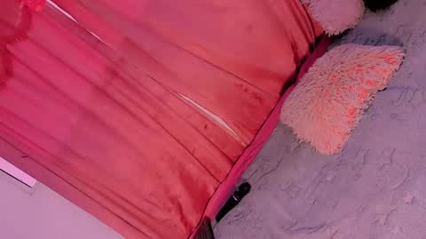 Snapshot of mariana_ofc chatting on 21, 11, 2025 Mariana online show from 21, 11, 2025