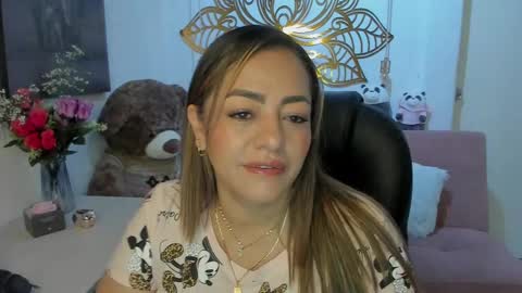Mariana Lopez online show from 12, 2, 2025