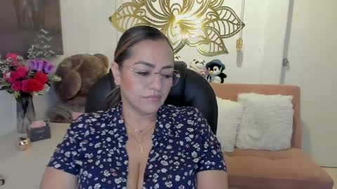 Mariana Lopez online show from 18, 2, 2025