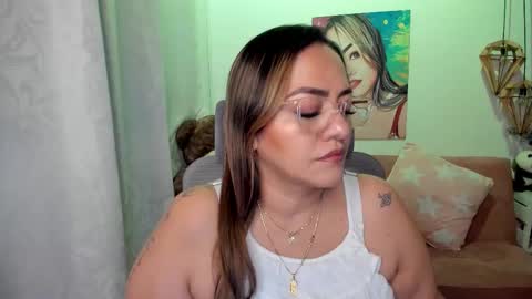 Mariana Lopez online show from 15, 11, 2025