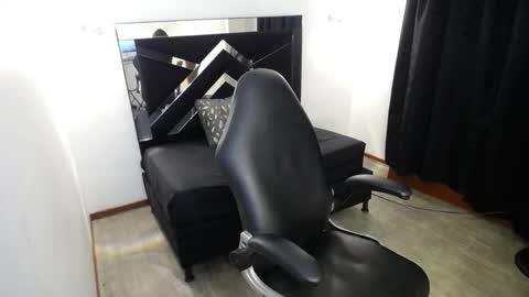 Mariana online show from 1, 2, 2026