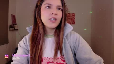 mariangeel_ online show from 7, 1, 2026